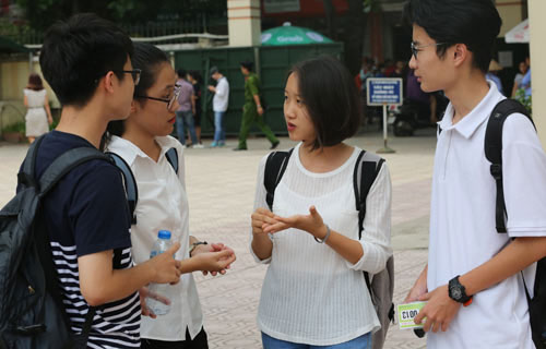 Điểm chuẩn các trường Đại học tại Hà Nội tăng cao từ 2-3 điểm