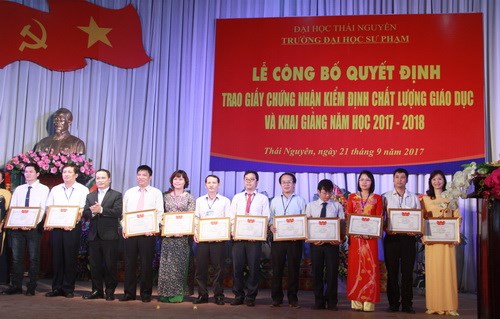  Trường ĐH Sư phạm Thái Nguyên khen thưởng các giảng viên có công bố quốc tế 