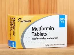 Trị bệnh tiểu đường bằng metformin cần lưu ý gì?