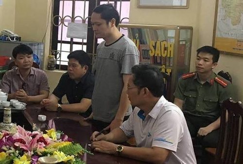 ông Vũ Trọng Lương người đã trực tiếp "thổi điểm" cho hàng trăm bài thi tại Hà Giang