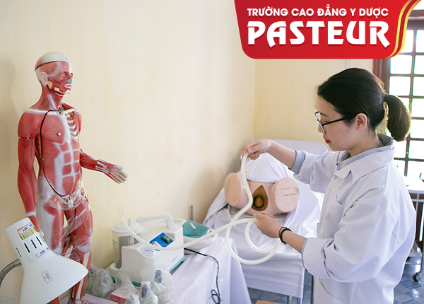 Cao đẳng Điều dưỡng Pasteur đào tạo gắn liền thực hành bệnh viện